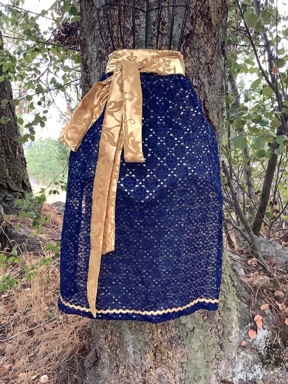 Navy Blue Lace Gold Metallic Pattern Apron Costume Wedding Dirndl Aprons
